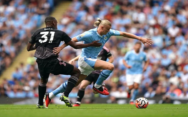 xem premier league o dau goi y cach theo doi ngoai hang anh tron ven nhat